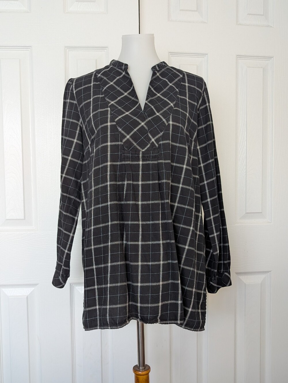 J. Jill 100% Cotton Black and White Plaid Split-Neck Tunic